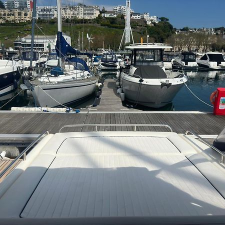 Boat Accommodation Ltd Torquay Extérieur photo