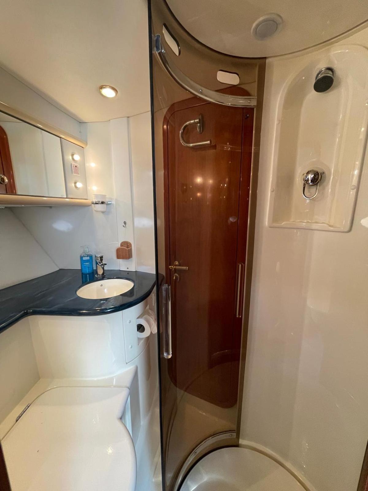 Boat Accommodation Ltd Torquay Extérieur photo